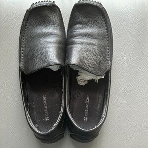 Naturalizer Men's Black Slip-On Loafers